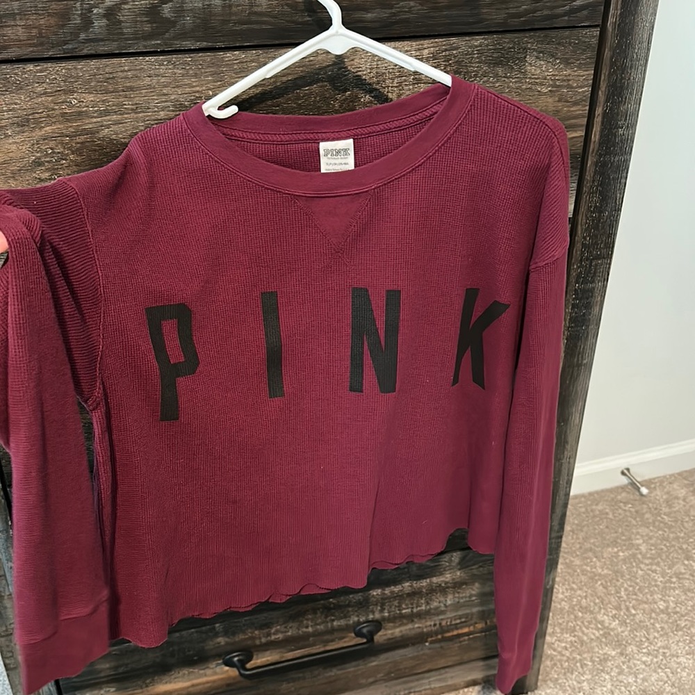 PINK cropped long sleeve